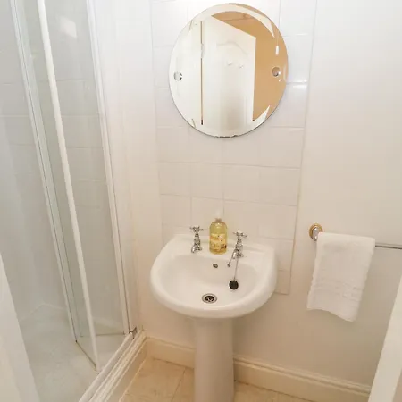 White House * קזיק