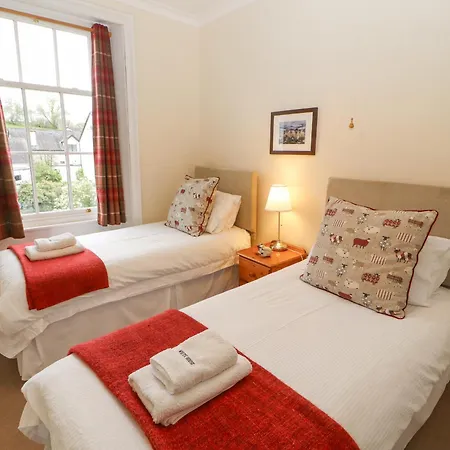 White House בית נופש קזיק