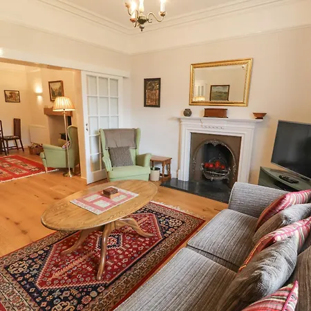 בית נופש White House *